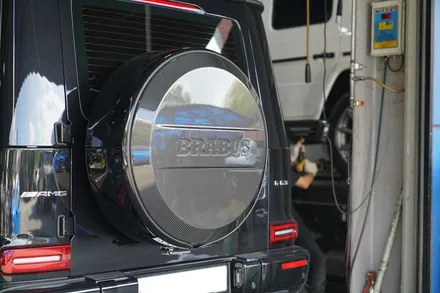 지바겐 G63AMG 에디션1 브라부스 블랙 티탄 가변머플러,프런트립,스페어타이어카본커버,ST 스페이서 BRABUS / 경기 성남 분당
