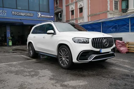 GLS580, GLS63AMG 정품 컨버전 프런트 범퍼,그릴,리어디퓨져,머플러 팁 AMG 정품 튜닝 / 경기 성남 분당