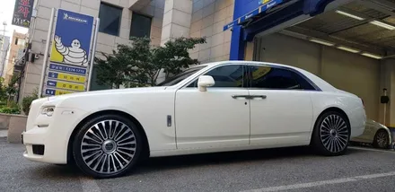 롤스로이스 고스트 만소리 멀티 스포크 22인치 장착 Mansory / 경기 성남 분당