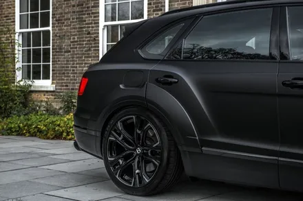 벤틀리 벤테이가 익스테리어 카본 보디 스타일링 패키지 영국 칸 디자인 Kahn design / 경기 성남 분당