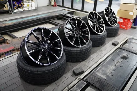 벤츠 지바겐 G63AMG 브라부스 모노블록 Z 22인치 + 브라부스 정품 펜더 스티커 + AMG 정품 미러 레드 라인 스티커 장착 BRABUS ,AMG / 경기 성남 분당