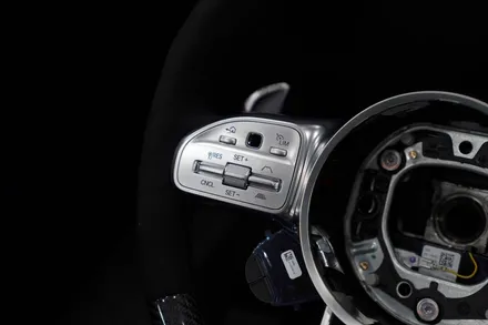 벤츠 지바겐 G63AMG 에디션 1 알칸타라 카본 핸들 AMG 퍼포먼스 유닛 장착 AMG 정품 코딩 포함 / 경기 성남 분당