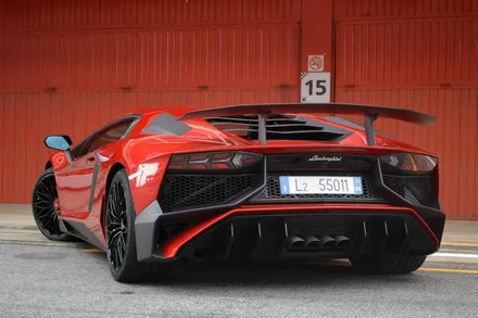 람보르기니 아벤타도르 슈퍼벨로체 드라이 카본 보디키트 LAMBORGHINI AVENTADOR LP750-4 SV / 경기 성남 분당