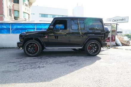 지바겐 G63AMG 에디션1 브라부스 블랙 티탄 가변머플러,프런트립,스페어타이어카본커버,ST 스페이서 BRABUS / 경기 성남 분당