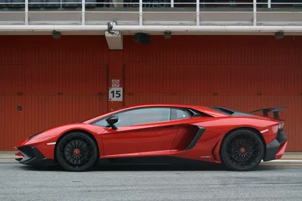 람보르기니 아벤타도르 슈퍼벨로체 드라이 카본 보디키트 LAMBORGHINI AVENTADOR LP750-4 SV / 경기 성남 분당