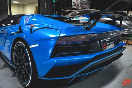 람보르기니 아벤타도르 노비텍 더블 카본 스포일러 Novitec / 경기 성남 분당