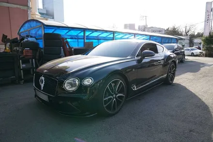벤틀리 컨티넨탈 GT 뮬리너 카본 에어로 패키지 장착 BENTLEY GT / 경기 성남 분당