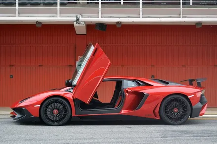 람보르기니 아벤타도르 슈퍼벨로체 드라이 카본 보디키트 LAMBORGHINI AVENTADOR LP750-4 SV / 경기 성남 분당