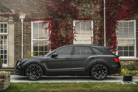벤틀리 벤테이가 익스테리어 카본 보디 스타일링 패키지 영국 칸 디자인 Kahn design / 경기 성남 분당