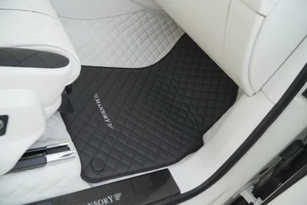 람보르기니 아벤타도르 SV 슈퍼벨로체 만소리 디자인 매트 MANSORY / 경기 성남 분당