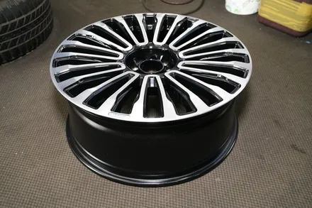 롤스로이스 레이스 만소리 멀티 스포크 22인치 장착 Mansory / 경기 성남 분당