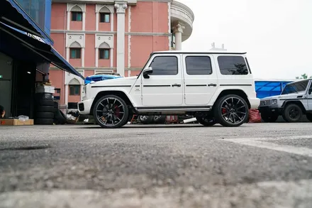 지바겐 브라부스 모노블록 Z 24인치, 블랙 티탄 가변 머플러,트렁크 카본 어태치먼트 G63AMG BRABUS 신형 지바겐 / 경기 성남 분당