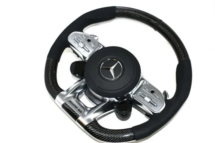 지바겐 G63AMG 에디션1 알칸타라 카본 핸들 + AMG 퍼포먼스 드라이빙 유닛 장착 / 경기 성남 분당