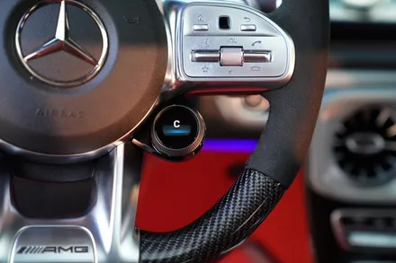 지바겐 G63AMG 에디션1 알칸타라 카본 핸들 + AMG 퍼포먼스 드라이빙 유닛 장착 / 경기 성남 분당
