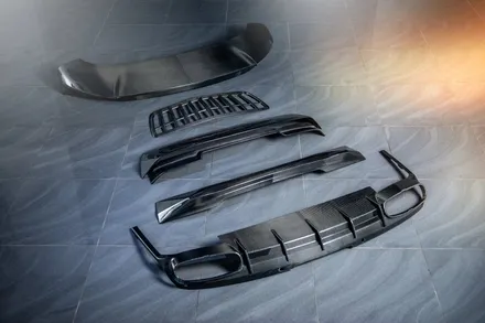 벤틀리 벤테이가 익스테리어 카본 보디 스타일링 패키지 영국 칸 디자인 Kahn design / 경기 성남 분당