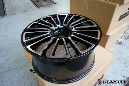 레인지로버 보그 Mansory design 만소리 Range rover vouge 5.0 M10 휠 22인치 장착 / 경기 성남 분당