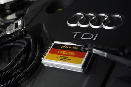 AUDI A4 35TDI 랩스플레이칩 블루투스 버전 장착 / 경기 성남 분당