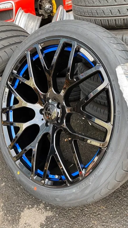 벤츠 지바겐 W463A G63AMG 브라부스 모노블럭 Y 23인치 커스텀 컬러 브라부스 블랙 티탄 가변 머플러 장착 BRABUS / 경기 성남 분당
