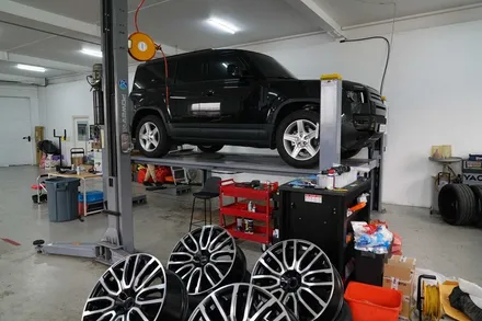 디펜더 110 칸휠 PACE CAR WHEEL 23인치 장착 KAHNDESIGN 실버페이스 / 경기 성남 분당