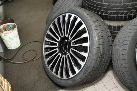 롤스로이스 레이스 만소리 멀티 스포크 22인치 장착 Mansory / 경기 성남 분당