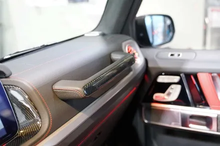 지바겐 G63AMG 신형 카본 알칸타라 퍼포먼스 핸들 터치패드 / 조그다이얼 버전 AMG 정품 지바겐카본인테리어,지바겐앰비언트 / 경기 성남 분당