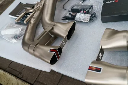 지바겐 G63amg 아크라포빅 티타늄 가변 머플러 W463A / 경기 성남 분당