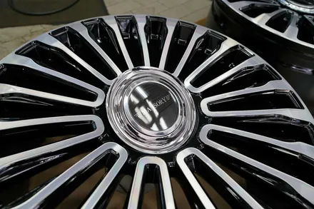 롤스로이스 고스트 만소리 멀티 스포크 22인치 장착 Mansory / 경기 성남 분당