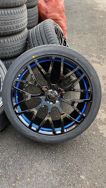 벤츠 지바겐 W463A G63AMG 브라부스 모노블럭 Y 23인치 커스텀 컬러 브라부스 블랙 티탄 가변 머플러 장착 BRABUS / 경기 성남 분당
