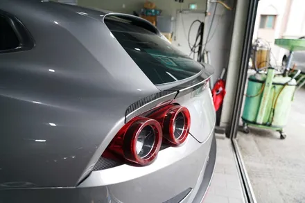 페라리 GTC4 루쏘 노비텍 트렁크 카본 스포일러 Novitec F6 555 25 / 경기 성남 분당