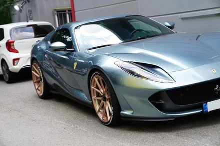 페라리 812GTS 노비텍 NF10 ZV 센터 락 룩 휠 20/21인치 단조휠 NOVITEC / 경기 성남 분당