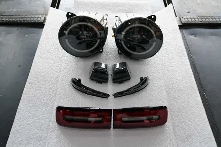 지바겐 G63AMG 나이트 패키지 블랙 테일램프 벤츠 순정품 AMG W463A / 경기 성남 분당
