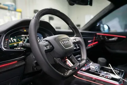 AUDI SQ8 순정형 D컷 카본 핸들 장착 아우디 카본 패턴 사용 / 경기 성남 분당