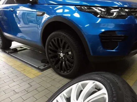 칸 디자인 Kahn design RS 20인치   뉴 디스커버리 스포츠 블랙 장착 / 경기 성남 분당
