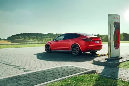 테슬라 모델 3 독일 노비텍 카본 튜닝 프로그램 출시 NOVITEC / 경기 성남 분당