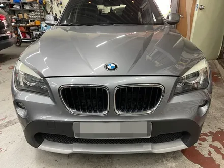 BMW 후방카메라 순정형 장착 BMW X1 후방카메라 시공 / 성수, 동대문, 광진구