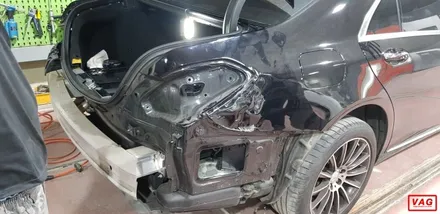 완전히 박살난 독일차. 복원이 가능할까? / 서울 성동
