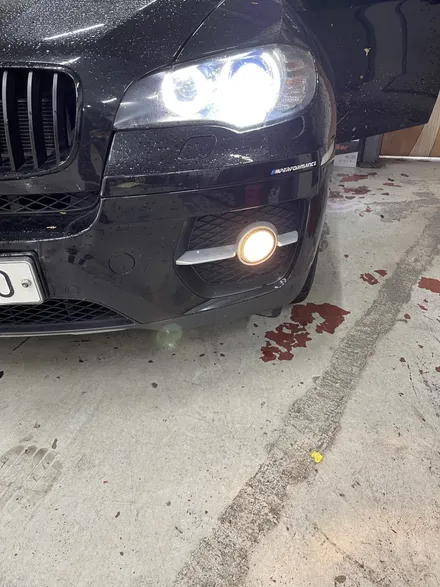 안개등 LED 교체로 드레스업과 야간 시인성 효과까지 느껴보세요. (feat.BMW x6) / 성수, 동대문, 광진구