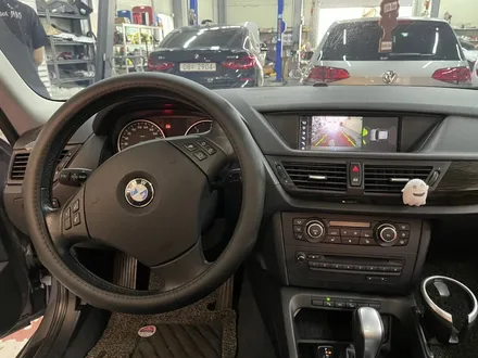 BMW 후방카메라 순정형 장착 BMW X1 후방카메라 시공 / 성수, 동대문, 광진구