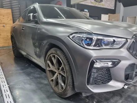 인천 청라 송도 BMW X6 유광 차콜메탈릭 전체랩핑 / 인천 청라동