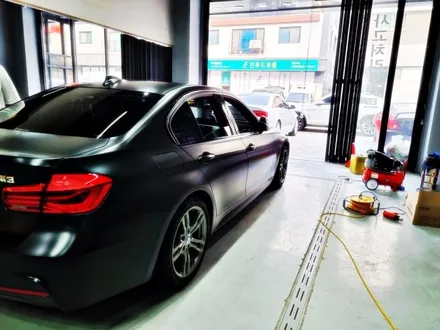BMW 3시리즈 사틴블랙 랩핑 / 인천 청라동