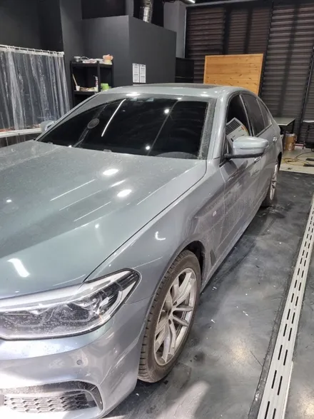 인천 청라 송도 BMW 5시리즈 사틴 다크 그레이 전체랩핑 / 인천 청라동