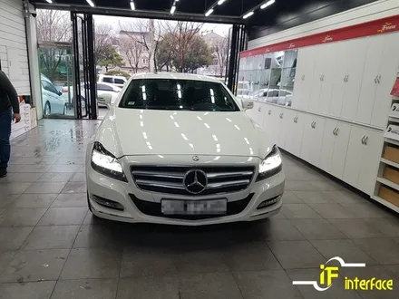 벤츠 CLS350 뷰게라 블랙박스 포스제로 보조배터리 커넥티드 옵틱글래스 광각미러 교체 부산 김해 장유 양산 장착 전문점 / 김해,양산,부산
