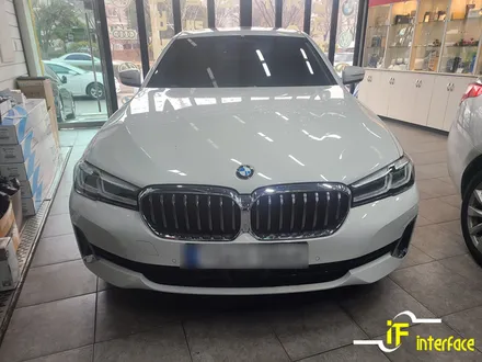 김해 BMW 블랙박스 G30 520i 순정 블랙박스 탈거 파인뷰 블랙박스 장착 / 김해,양산,부산
