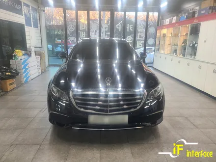 벤츠 w213 E클래스 순정 블랙박스 탈거 주차 중 녹화 블랙박스 보조배터리 장착 / 김해,양산,부산