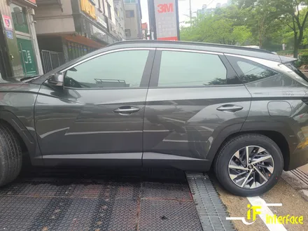 김해 투싼 NX4 신차패키지 레인보우 V90 썬팅 함께 하세요 / 김해,양산,부산