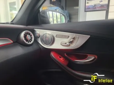 벤츠 C클래스 부산 김해 C63 AMG 송풍구 엠비언트 64컬러 확장 및 광량 업 시공 / 김해,양산,부산