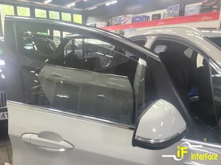 김해 썬팅 BMW 액티브투어러 레인보우 V90 필름 재시공 / 김해,양산,부산