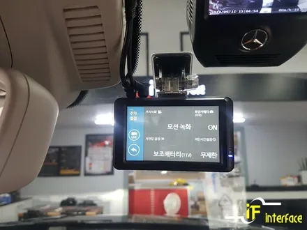 벤츠 GLE350 블랙박스 보조배터리 주차중에도 안전하게 차량을 지켜주세요~~ / 김해,양산,부산