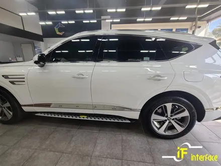 김해썬팅 제네시스 GV80 레인보우 V90 아이나비 QXD7000 장착 / 김해,양산,부산
