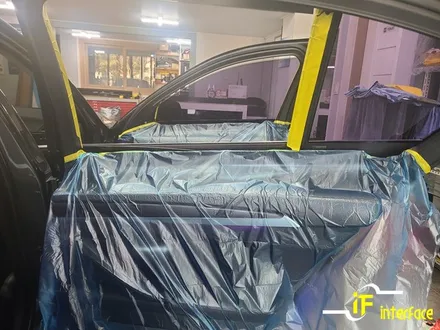 김해 썬팅 재시공 BMW F10 5시리즈 레인보우 썬팅 V90 반사 필름 시공 / 김해,양산,부산